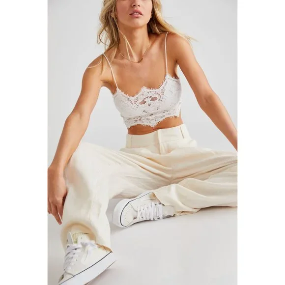 🎉LAST CHANCE🎉 FREE PEOPLE FP One Athena Bralette / White - Picture 4 of 8